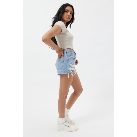 Levi's® Premium 501® HIGH RISE WOMENS SHORTS - Picture 9 of 10